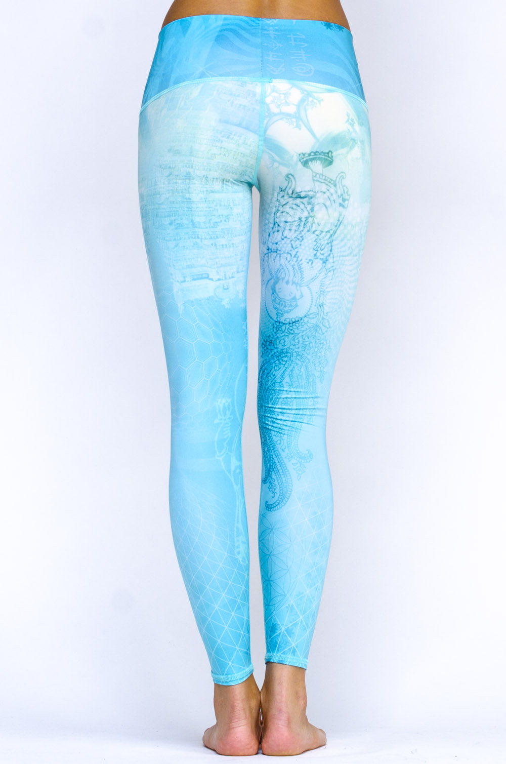 Teeki Activewear ~ Ganesha's Dream Hot Pants ~ Made from 100% Recycled ...